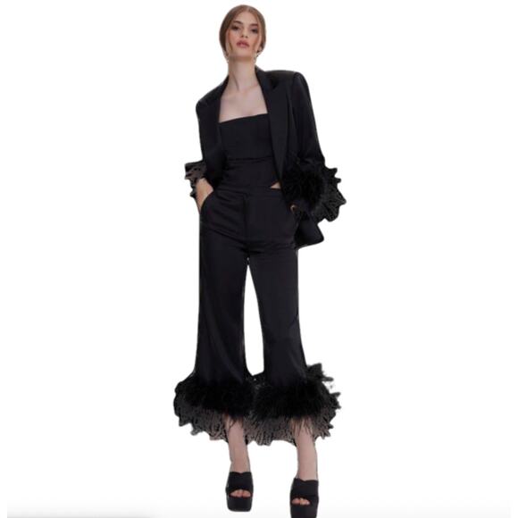 GiGii's NWT Satin Marabou Feather Hem Visby Trousers Size Small - Picture 2 of 5